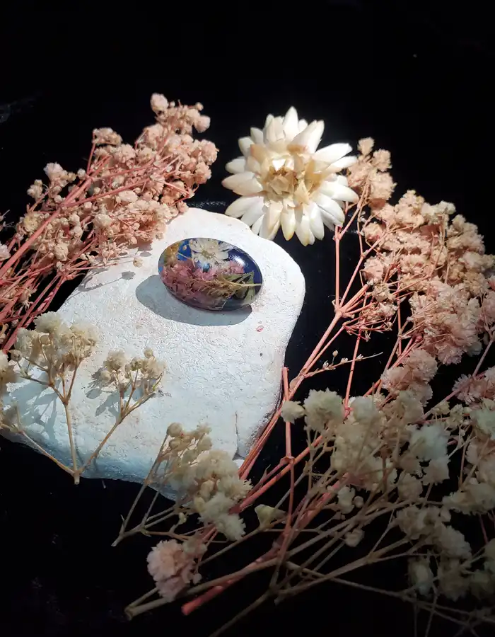 Handcrafted Resin Scraf Pin - Sylvan Prism 009