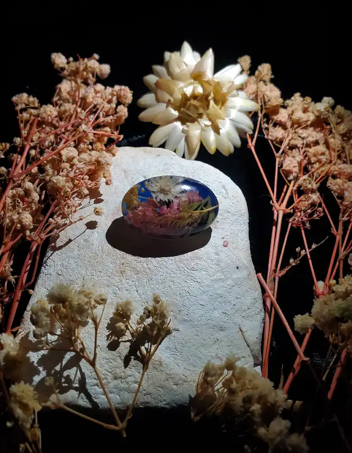 Handcrafted Resin Scraf Pin - Sylvan Prism 010