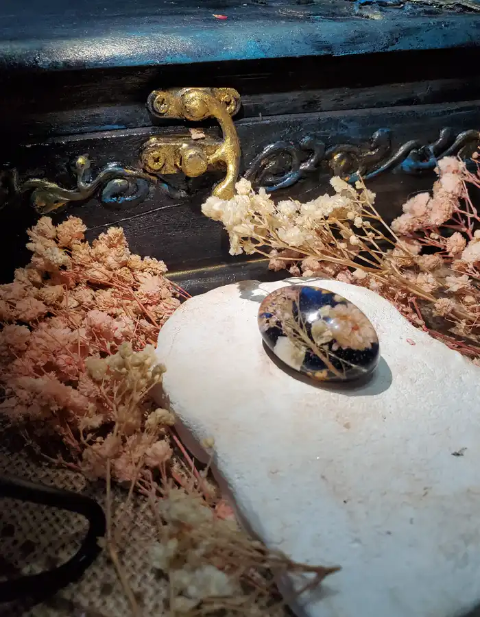 Handcrafted Scarf Pin - Whispers of Thistle 002