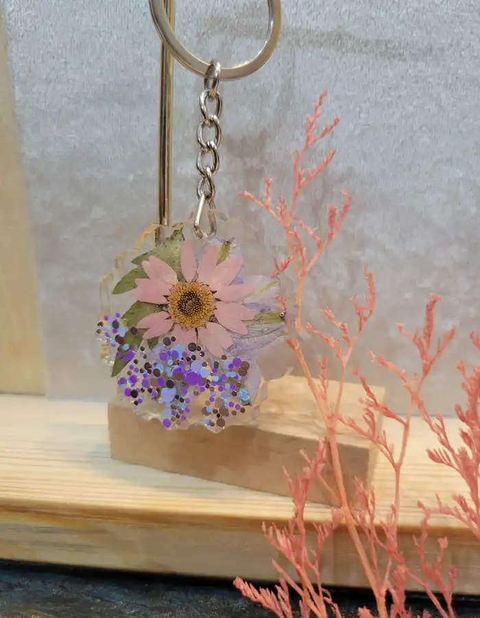Handmade Resin Made Keychain - Garden Glimmer 001