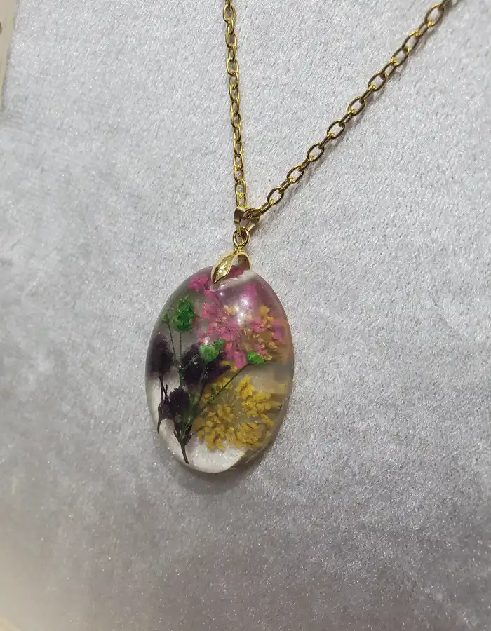 Handmade-Resin-Pendant-Garden-Prism-04