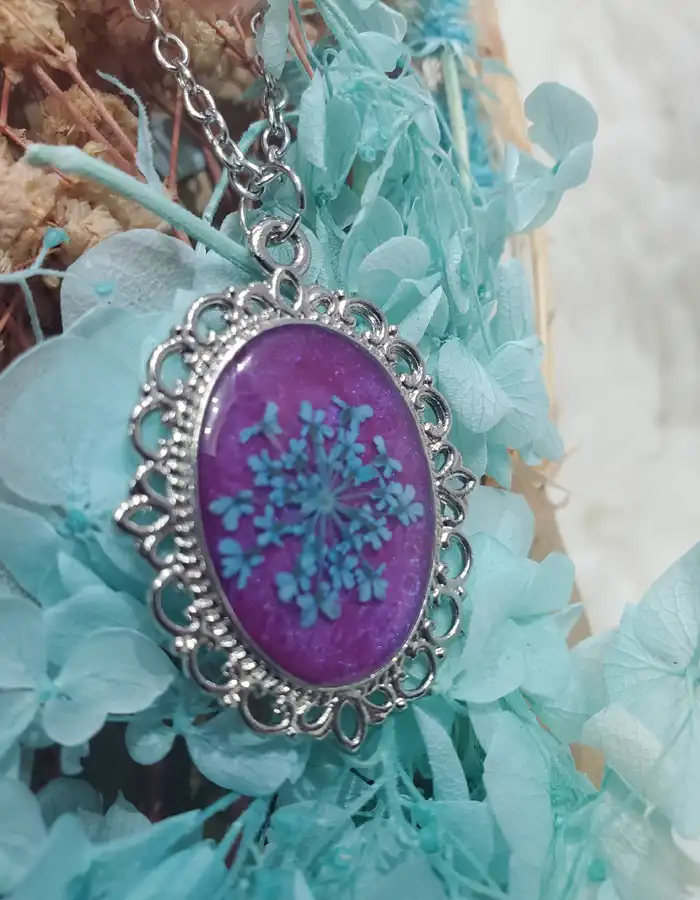 Handmade-Resin-Pendant-Silver-Thistle-06