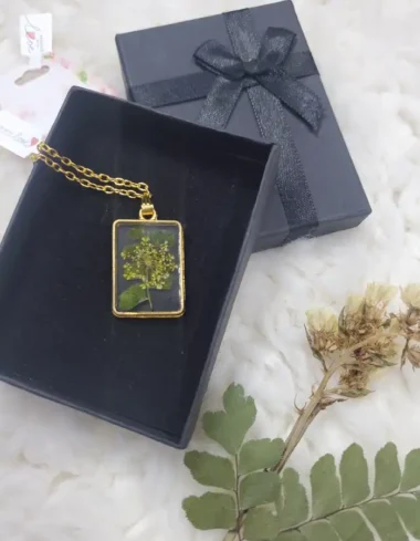 Real Pressed Flowers Rectangle Necklace - Dull Yellow