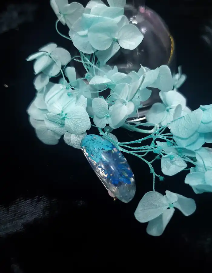 Resin-Made-Scarf-Pin-Blue-Thistle-Dream-03