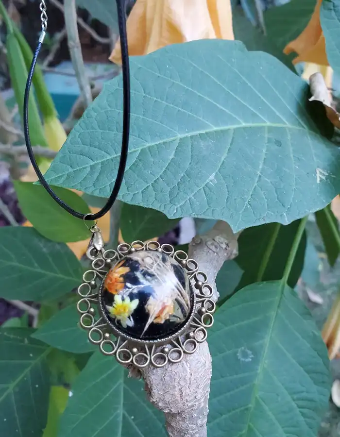 Resin Pendant - OrnateFlare 001