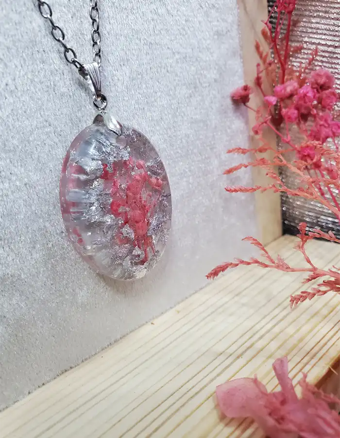 Hand Made Resin Pendant - Floral Lace 002