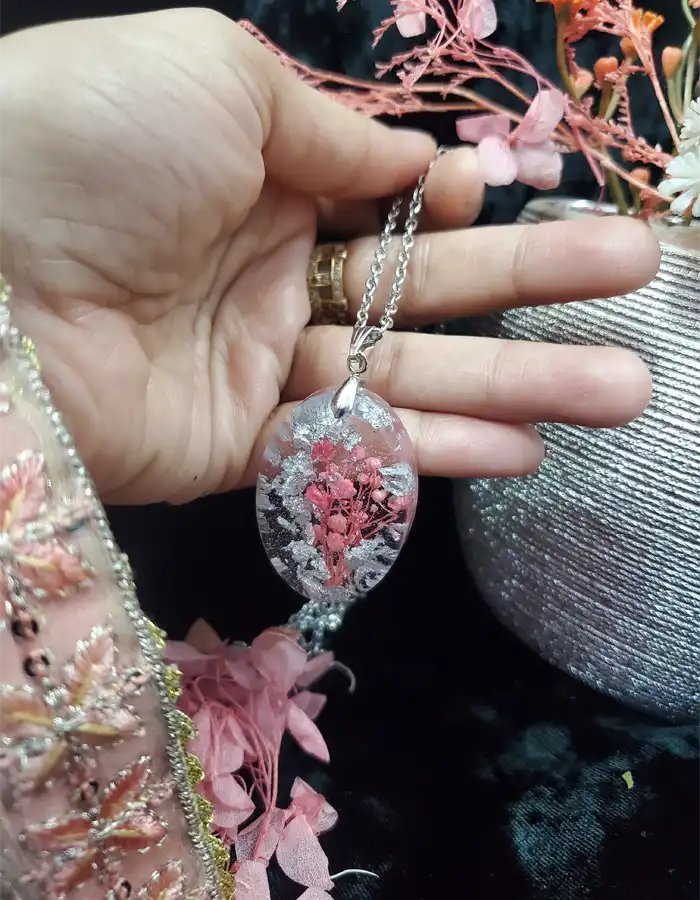 Hand Made Resin Pendant - Floral Lace 008