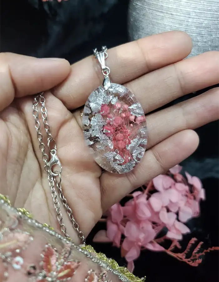 Hand Made Resin Pendant - Floral Lace 009