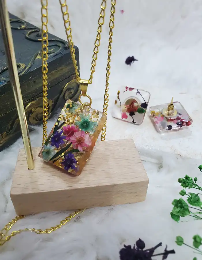 Rectangle Pendant & Earrings Set - BlushNest 004