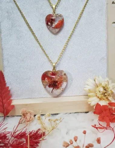 Resin Pendant Set - HeartBloom