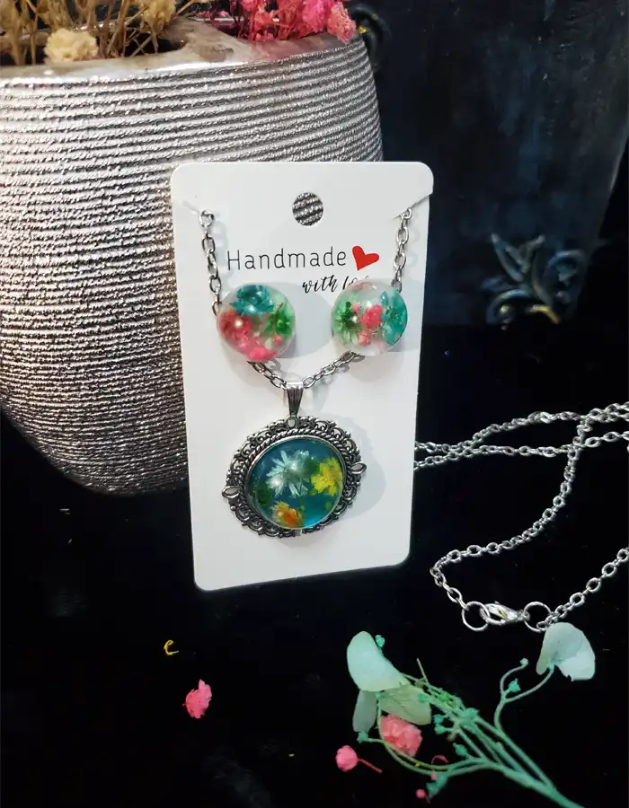 Resin Jewelry Set Pendant & Earrings - FloraTwins 002