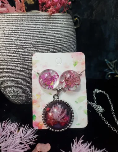 Resin Jewelry Set Pendant & Earrings - Pressed Aura