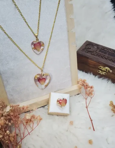 Resin Made Jewellery Set - Pendants & Ring