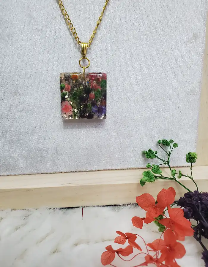 Square Resin Pendant - BlushNest 001