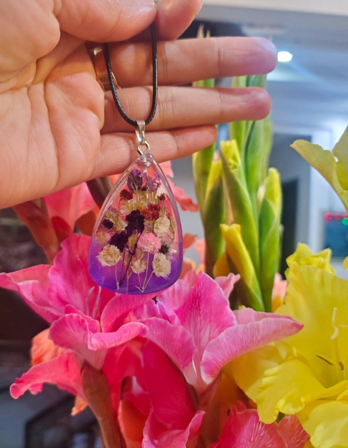 Gul-e-Banafshi-Pendant-2