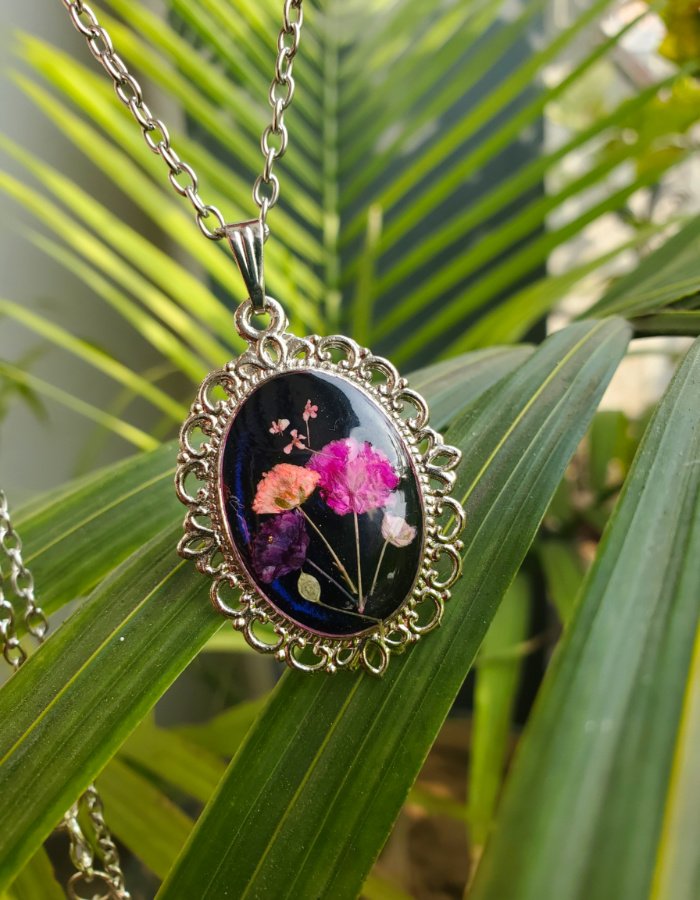 Gul-e-Siyaahi-Pendant-11