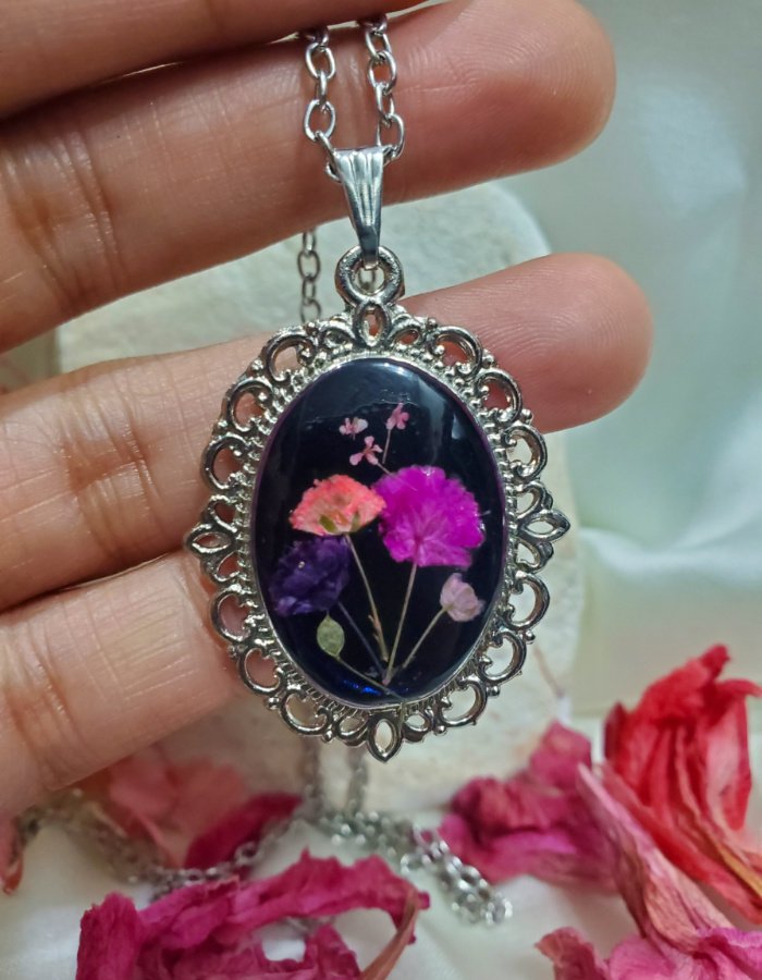 Gul-e-Siyaahi-Pendant-4
