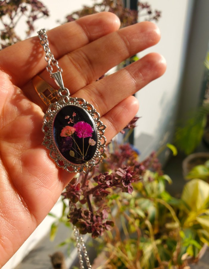Gul-e-Siyaahi-Pendant-6