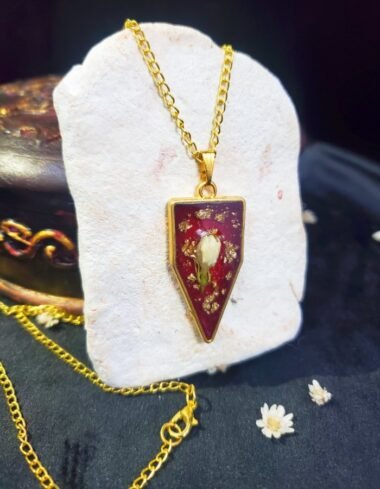 Jasmine Vault Arrowhead Pendant