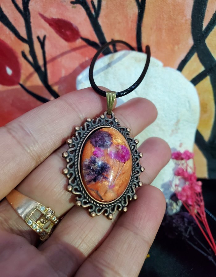 Raqs-e-Shaam-o-Gul-Pendant-5
