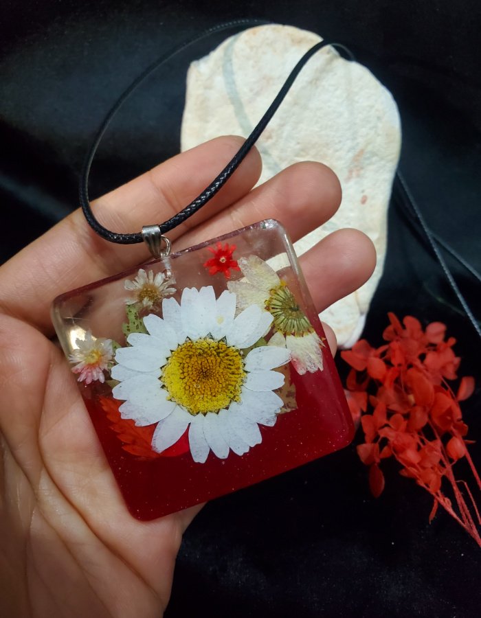 Do-Rukh-e-Gul-e-Aarzoo-Pendant-3
