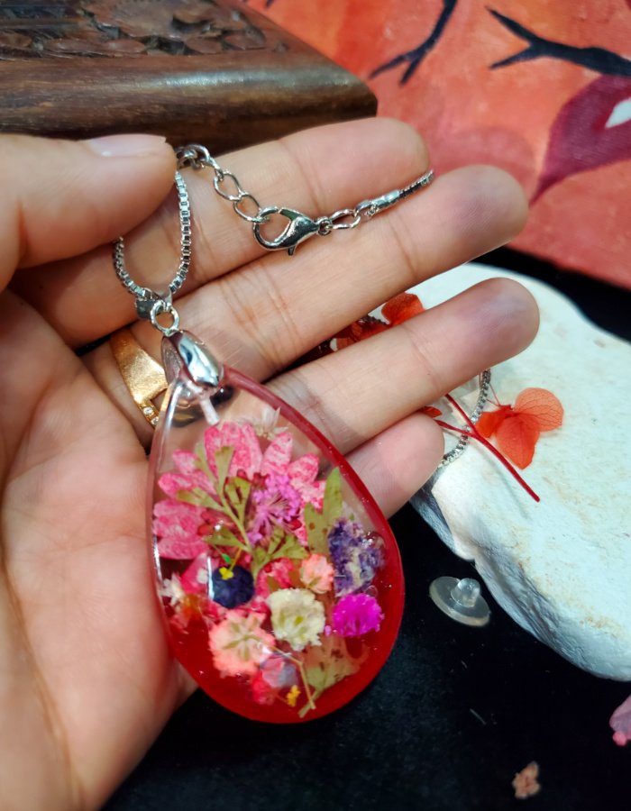 Do-Rukh-e-Gulshan-Pendant-5