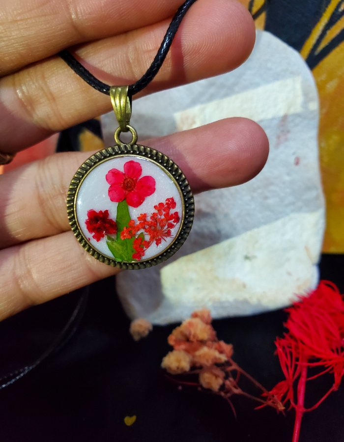 Gulshan-e-Rooh-Pendant-3
