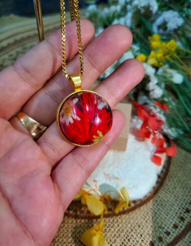 Shauq-e-Rang Floral Pendant