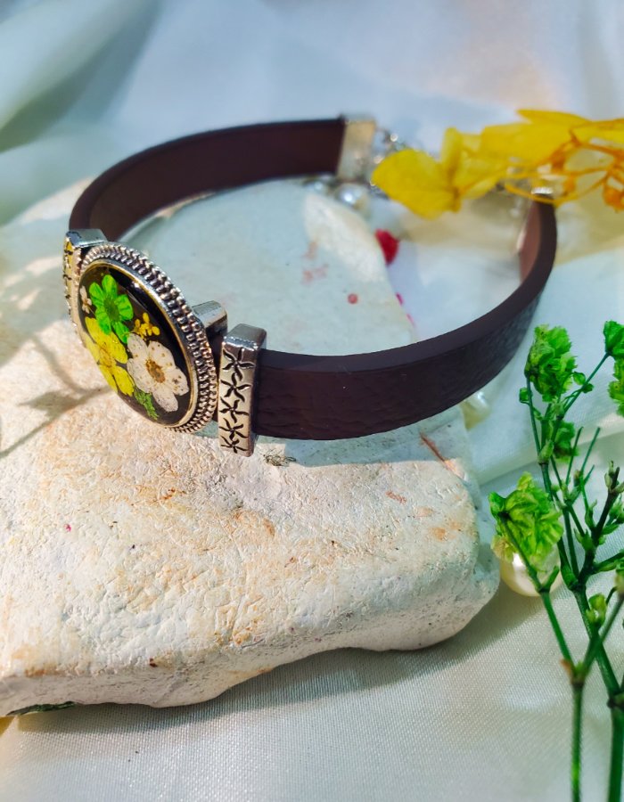 Wildflower-Charm-Leather-Strap-Bracelet-5