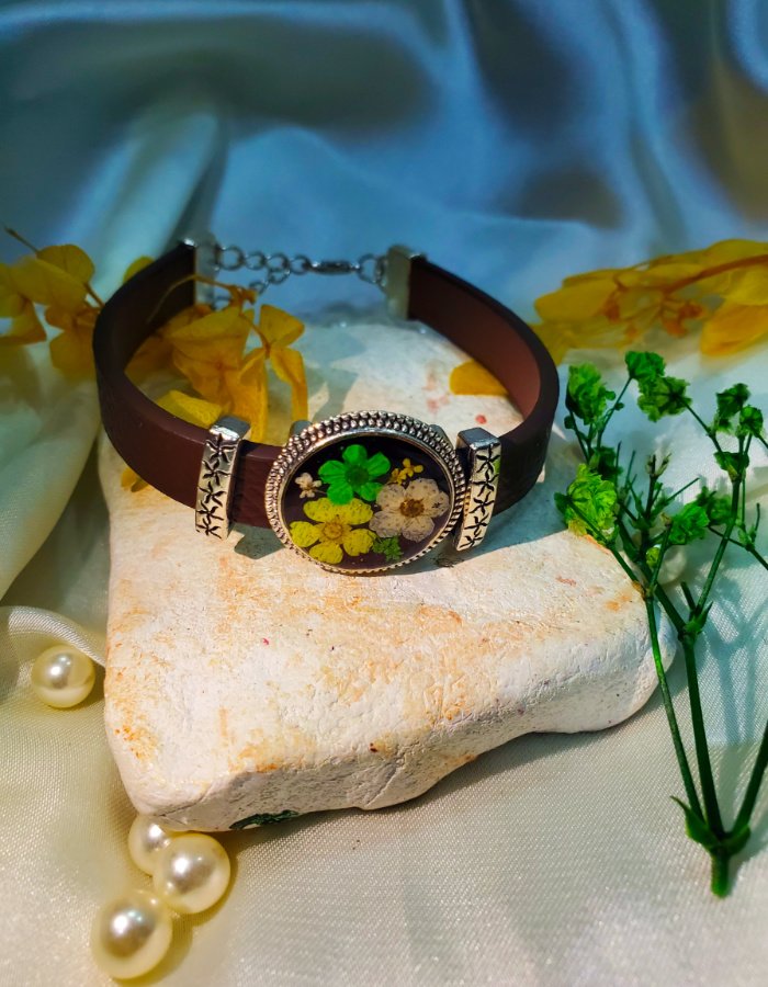 Wildflower-Charm-Leather-Strap-Bracelet-8