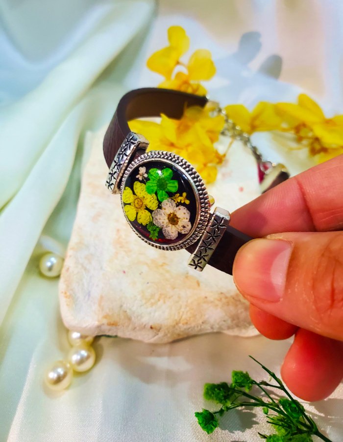 Wildflower-Charm-Leather-Strap-Bracelet-9