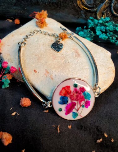 Mah-e-Nazuk Floral Bracelet