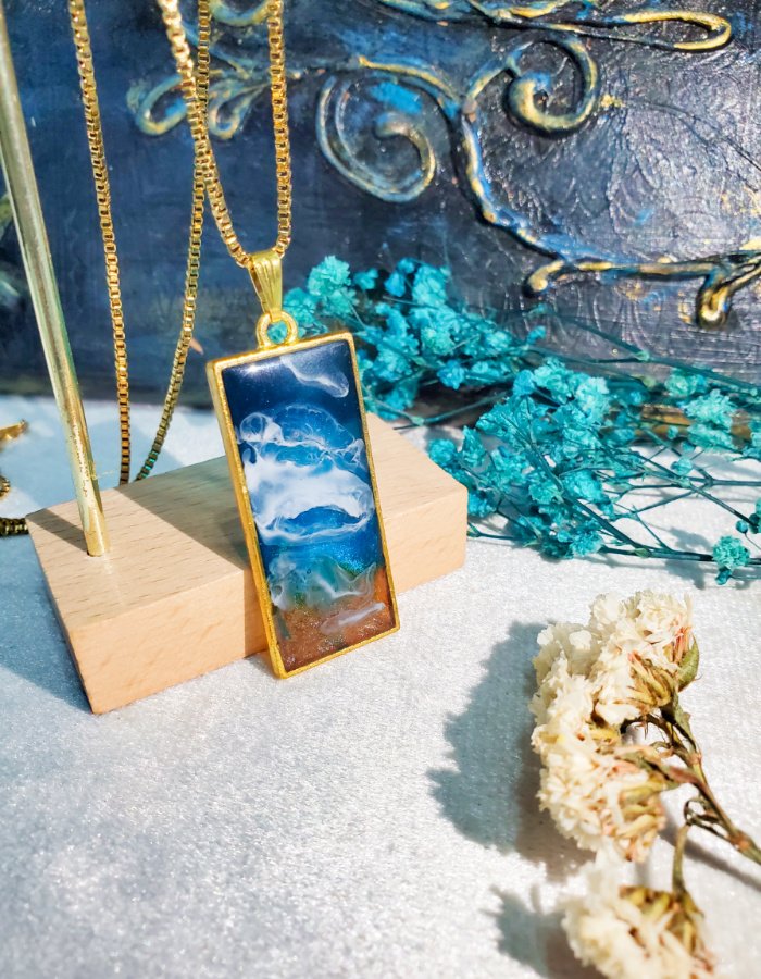 Mauj-e-Bahar Fusion Pendant 2
