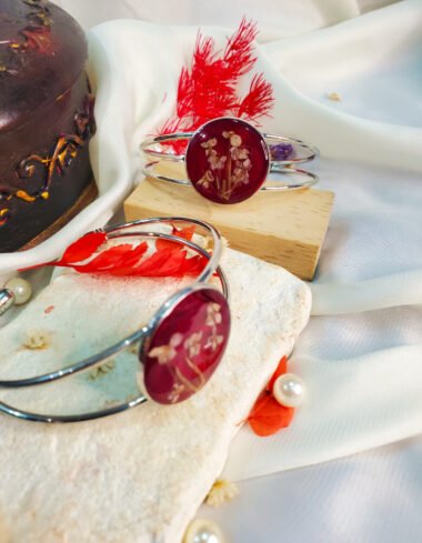 Naghma-e-Rooh Red Floral Bracelet/Bangle