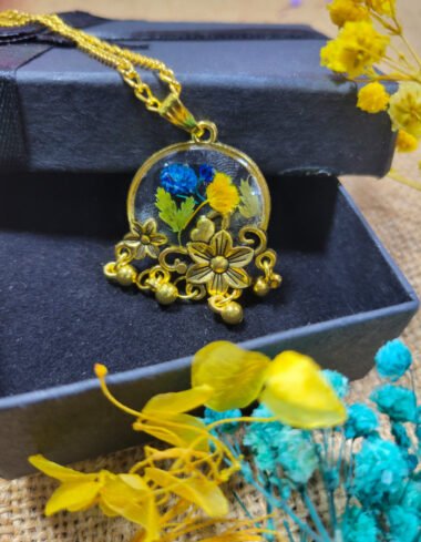 Naghma-e-Neela Blue Pendant
