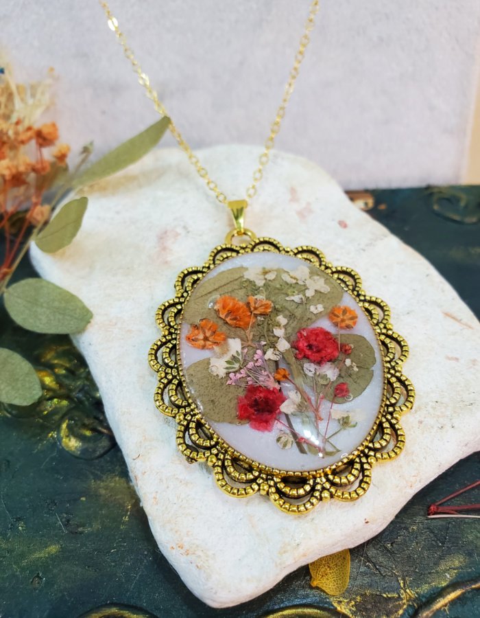 BCH0RJEPR0494 8 Gulbaan-e-Noor White Multi Floral Meadow Pendant – handmade real flower pendant, view 6