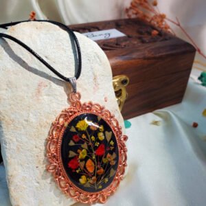 Zar‑e‑Rung Black Floral Pendant – handmade resin floral pendant, view 5