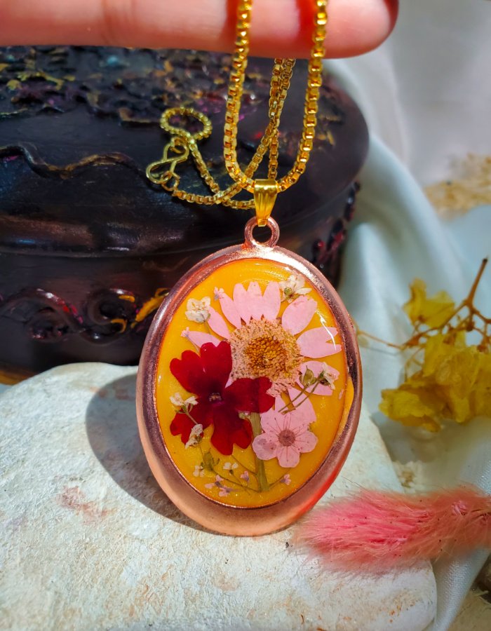 Gullrung Zar-e-Gul Pink Floral Pendant, real flower resin jewelry