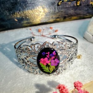 Dur-e-Nayab Black Floral Bracelet – handmade resin flower bracelet, view 15