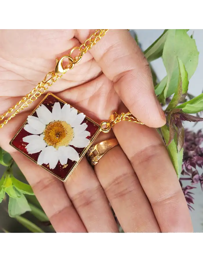 Scarlet Daisy Red Floral Pendant – handmade flower resin pendant, view 2