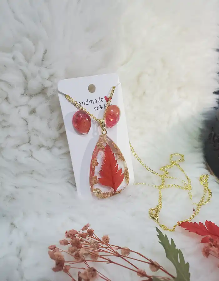 Funparey Resin Jewelry Set - Bloomed Flame Pendant & Earrings 251212002 Bloomed Flame Red Floral Pendant & Earrings – handmade resin jewelry set