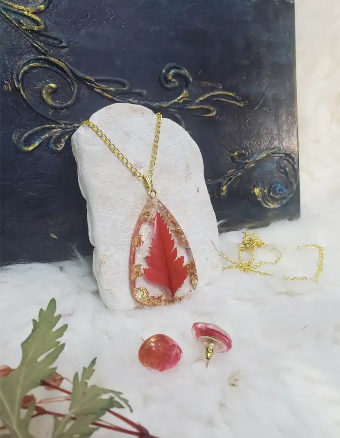 Funparey Resin Jewelry Set - Bloomed Flame Pendant & Earrings 251212004 Bloomed Flame Red Floral Pendant & Earrings – handmade resin jewelry set, view 3