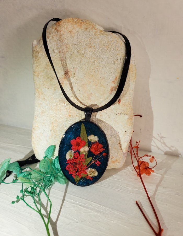 Gul-e-Shab Midnight Blue Floral Gothic Pendant 2 Gul‑e‑Shab Midnight Blue Floral Gothic Pendant – handmade real flower pendant, view 4