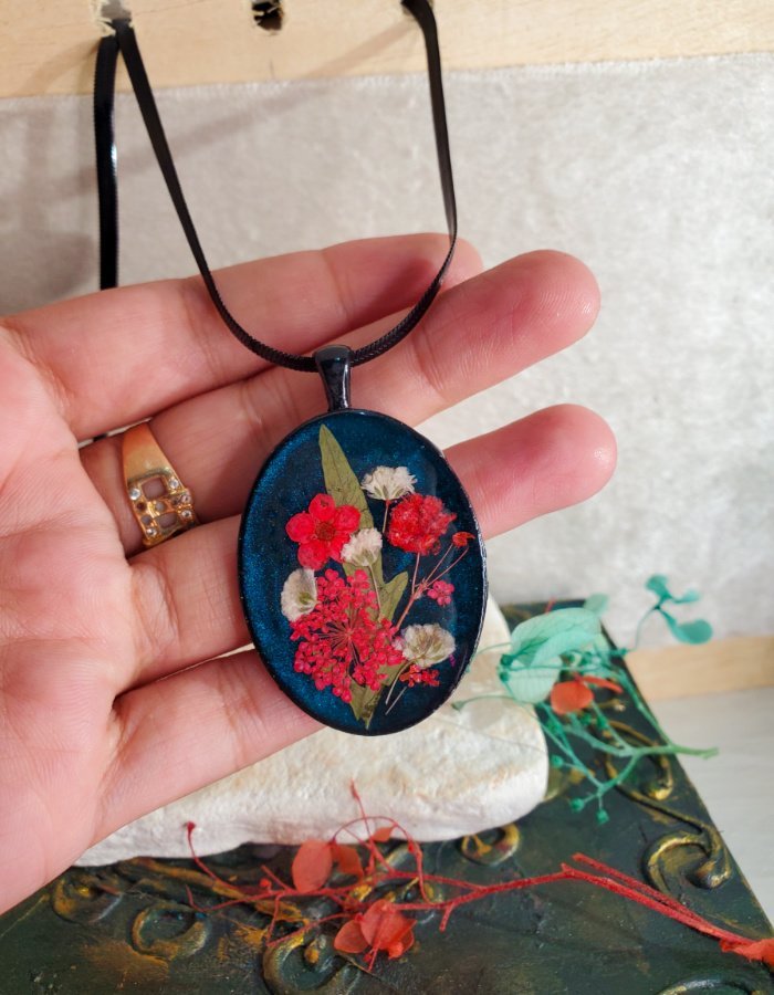 Gul‑e‑Shab Midnight Blue Floral Gothic Pendant – handmade real flower pendant, worn in hand