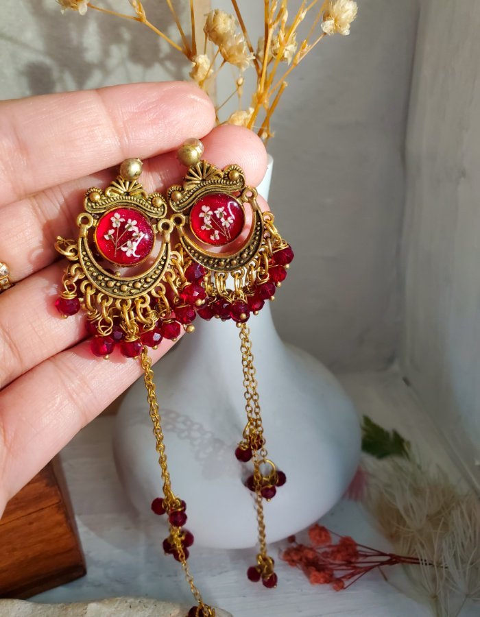 Zar-e-Anjum Red Floral Earrings 9 Zar‑e‑Anjum Red Floral Earrings – handmade resin flower earrings, view 9